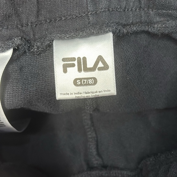 Girls size small black and white cotton shorts - Picture 3 of 3